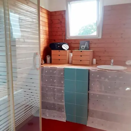 Chambre, Avec Acces A La Cuisine, Et Au Jardin Calme * La Copechagniere